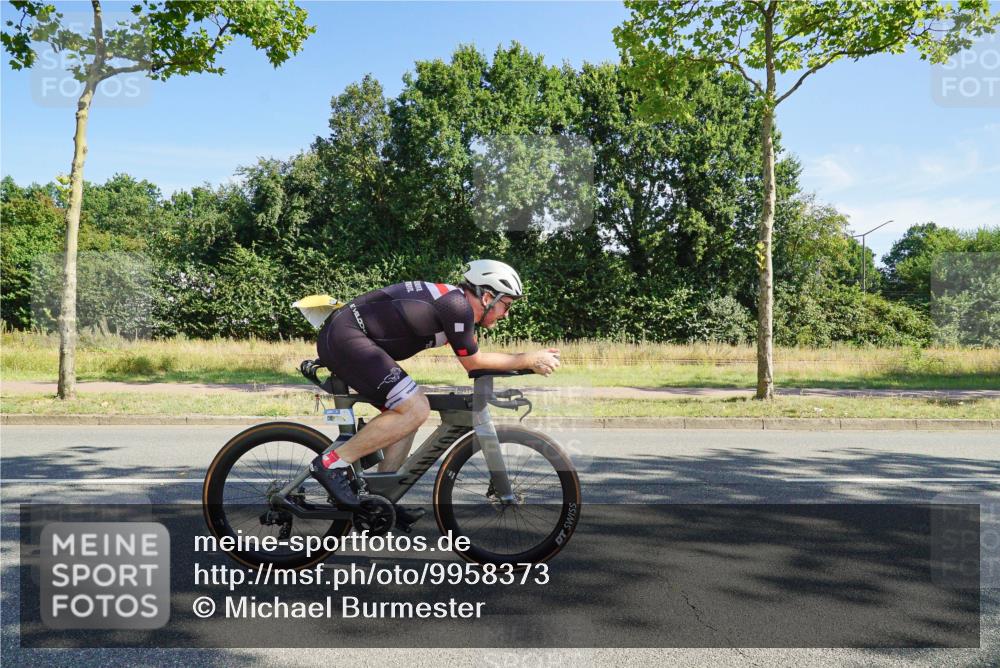 09.08.2026 - GEWOBA Citytriathlon Bremen Michael Burmester http://msf.ph/oto/9958373 09.08.2026 10:46:39 Radfahren 340, 369, 403, 411, 447 meine-sportfotos.de