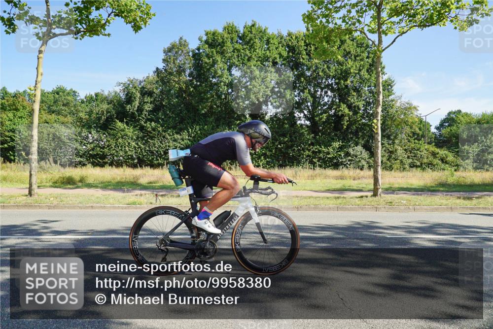 09.08.2026 - GEWOBA Citytriathlon Bremen Michael Burmester http://msf.ph/oto/9958380 09.08.2026 10:46:53 Radfahren 131, 329, 340, 368, 403, 406, 447 meine-sportfotos.de