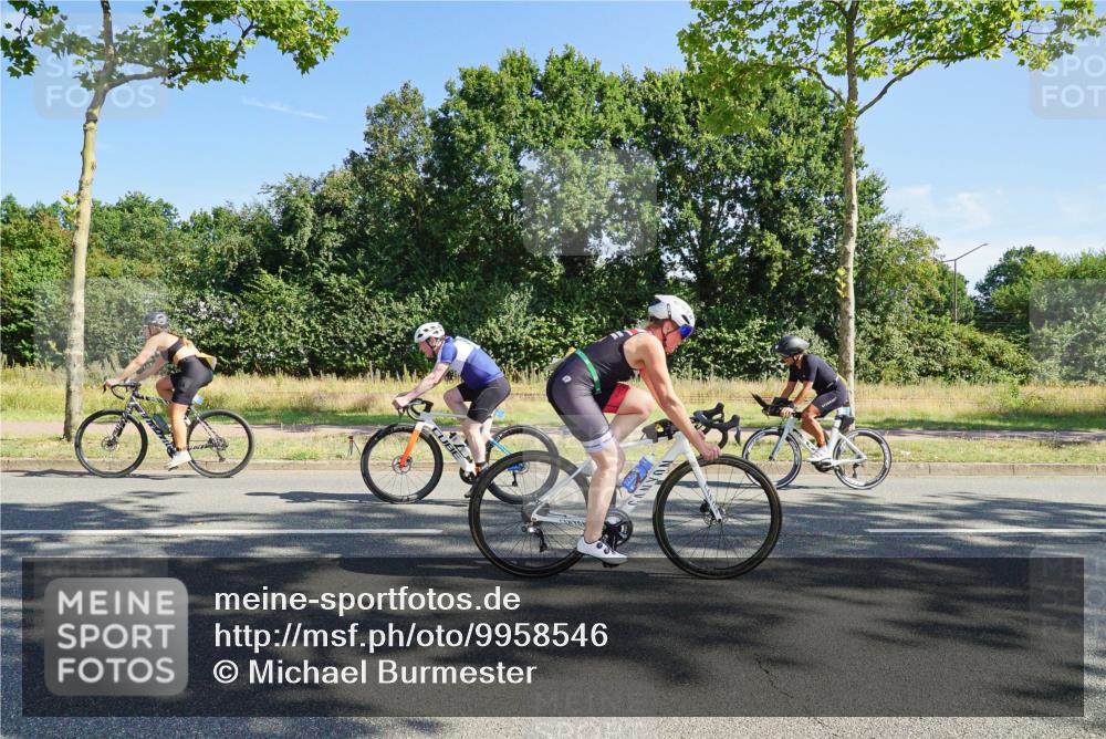 09.08.2026 - GEWOBA Citytriathlon Bremen Michael Burmester http://msf.ph/oto/9958546 09.08.2026 10:52:39 Radfahren 181, 305, 510 meine-sportfotos.de