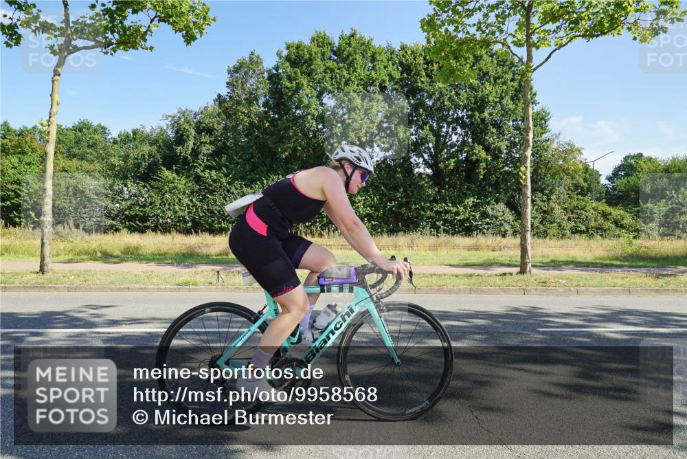 09.08.2026 - GEWOBA Citytriathlon Bremen Michael Burmester http://msf.ph/oto/9958568 09.08.2026 10:53:20 Radfahren 19, 21, 29, 139, 151, 233, 461, 474, 522 meine-sportfotos.de