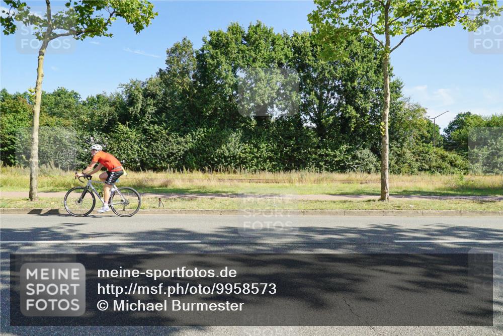 09.08.2026 - GEWOBA Citytriathlon Bremen Michael Burmester http://msf.ph/oto/9958573 09.08.2026 10:53:29 Radfahren 3, 19, 21, 107, 139, 151, 179, 423, 439, 461, 477, 495, 522 meine-sportfotos.de