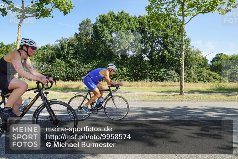 09.08.2026 - GEWOBA Citytriathlon Bremen Michael Burmester http://msf.ph/oto/9958574 09.08.2026 10:53:32 Radfahren 3, 19, 21, 107, 139, 151, 179, 423, 439, 461, 477, 495, 522 meine-sportfotos.de