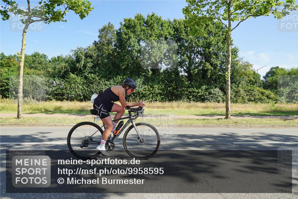 09.08.2026 - GEWOBA Citytriathlon Bremen Michael Burmester http://msf.ph/oto/9958595 09.08.2026 10:54:03 Radfahren 193, 247, 367, 473, 501 meine-sportfotos.de