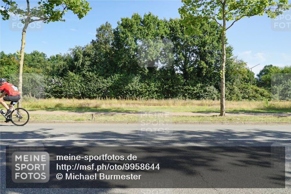 09.08.2026 - GEWOBA Citytriathlon Bremen Michael Burmester http://msf.ph/oto/9958644 09.08.2026 10:55:27 Radfahren 123, 187, 237, 488, 527 meine-sportfotos.de