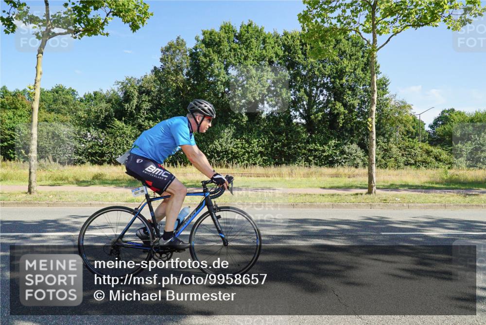 09.08.2026 - GEWOBA Citytriathlon Bremen Michael Burmester http://msf.ph/oto/9958657 09.08.2026 10:55:54 Radfahren 31, 41, 45, 93, 119, 155, 157, 211, 487, 491, 494 meine-sportfotos.de