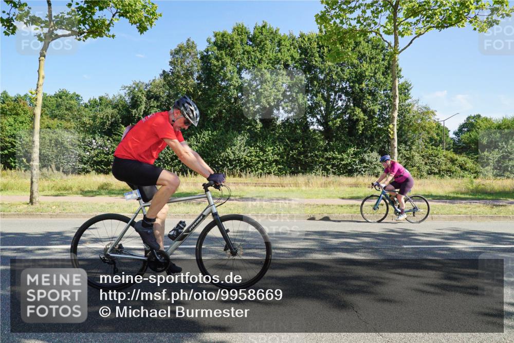 09.08.2026 - GEWOBA Citytriathlon Bremen Michael Burmester http://msf.ph/oto/9958669 09.08.2026 10:56:15 Radfahren 55, 61, 67, 89, 109, 163 meine-sportfotos.de