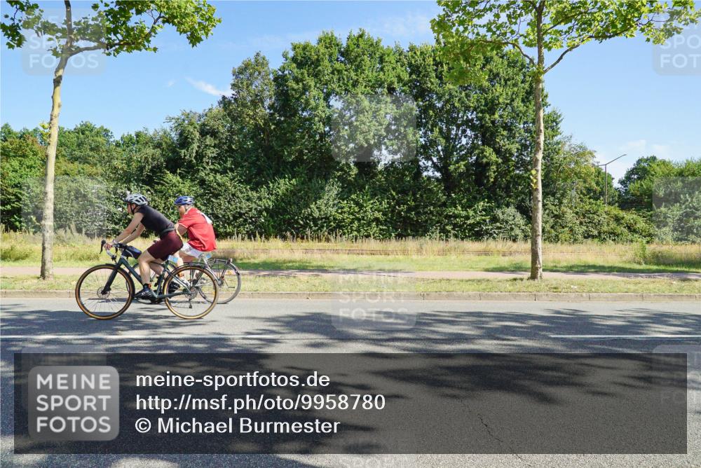 09.08.2026 - GEWOBA Citytriathlon Bremen Michael Burmester http://msf.ph/oto/9958780 09.08.2026 11:05:16 Radfahren  meine-sportfotos.de