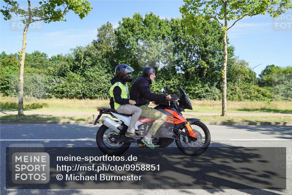 09.08.2026 - GEWOBA Citytriathlon Bremen Michael Burmester http://msf.ph/oto/9958851 09.08.2026 12:05:48 Radfahren 541, 562, 623, 695, 696 meine-sportfotos.de