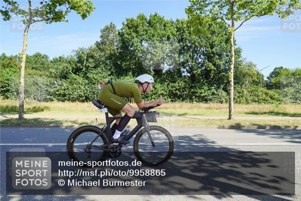 09.08.2026 - GEWOBA Citytriathlon Bremen Michael Burmester http://msf.ph/oto/9958865 09.08.2026 12:06:43 Radfahren 612, 707, 720 meine-sportfotos.de