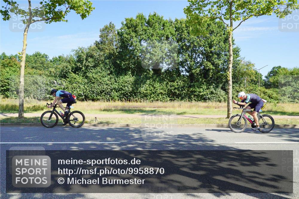 09.08.2026 - GEWOBA Citytriathlon Bremen Michael Burmester http://msf.ph/oto/9958870 09.08.2026 12:06:55 Radfahren 612, 737 meine-sportfotos.de