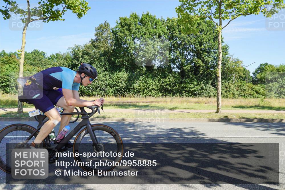 09.08.2026 - GEWOBA Citytriathlon Bremen Michael Burmester http://msf.ph/oto/9958885 09.08.2026 12:07:44 Radfahren 572, 577, 586, 614, 628, 649, 761, 1001 meine-sportfotos.de