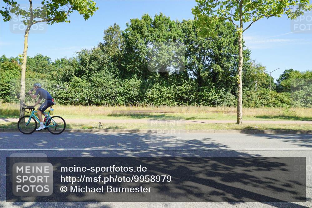 09.08.2026 - GEWOBA Citytriathlon Bremen Michael Burmester http://msf.ph/oto/9958979 09.08.2026 12:10:53 Radfahren 587, 669, 714, 740, 766 meine-sportfotos.de
