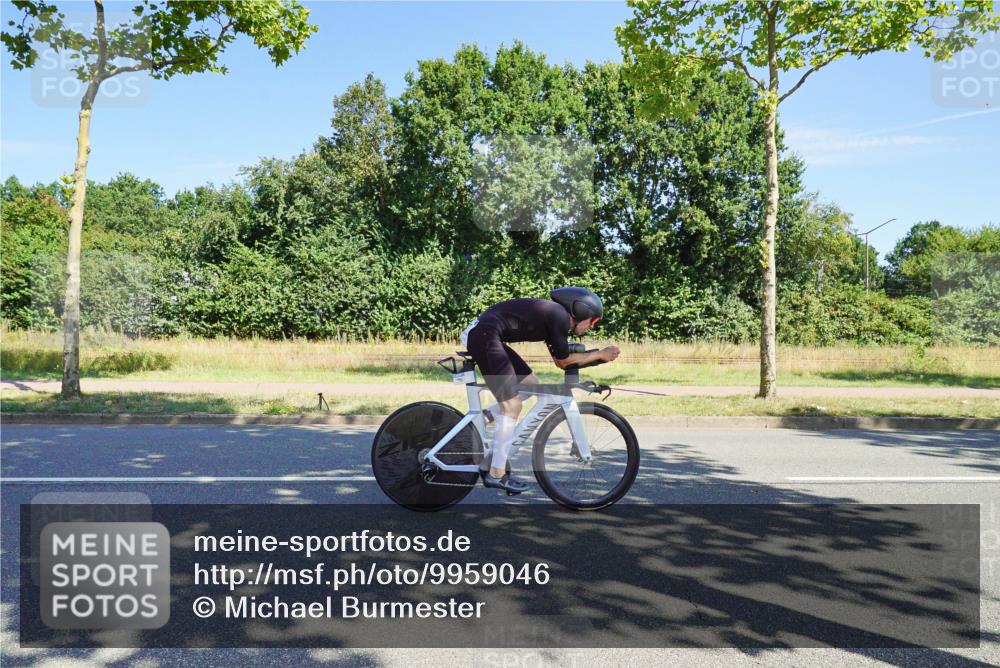 09.08.2026 - GEWOBA Citytriathlon Bremen Michael Burmester http://msf.ph/oto/9959046 09.08.2026 12:12:27 Radfahren 544, 589, 610, 632, 661, 697, 791, 825, 835, 1127, 1131 meine-sportfotos.de