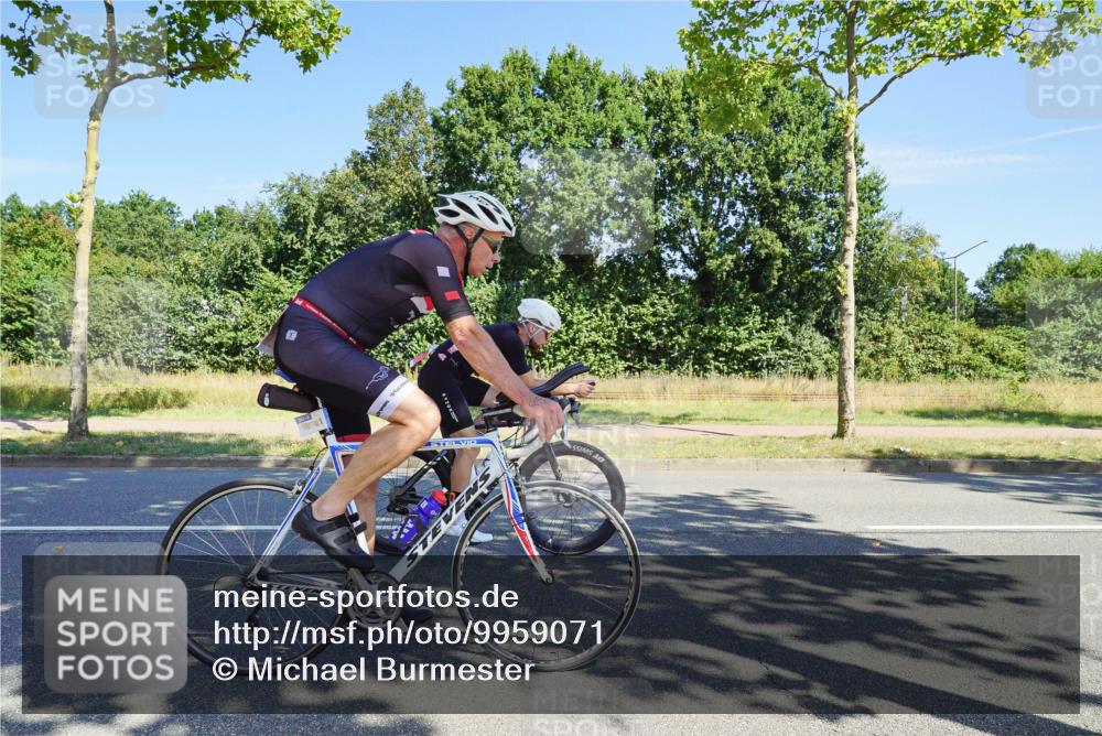 09.08.2026 - GEWOBA Citytriathlon Bremen Michael Burmester http://msf.ph/oto/9959071 09.08.2026 12:13:00 Radfahren 556, 606, 616, 636, 658, 686, 747, 843, 852, 878 meine-sportfotos.de