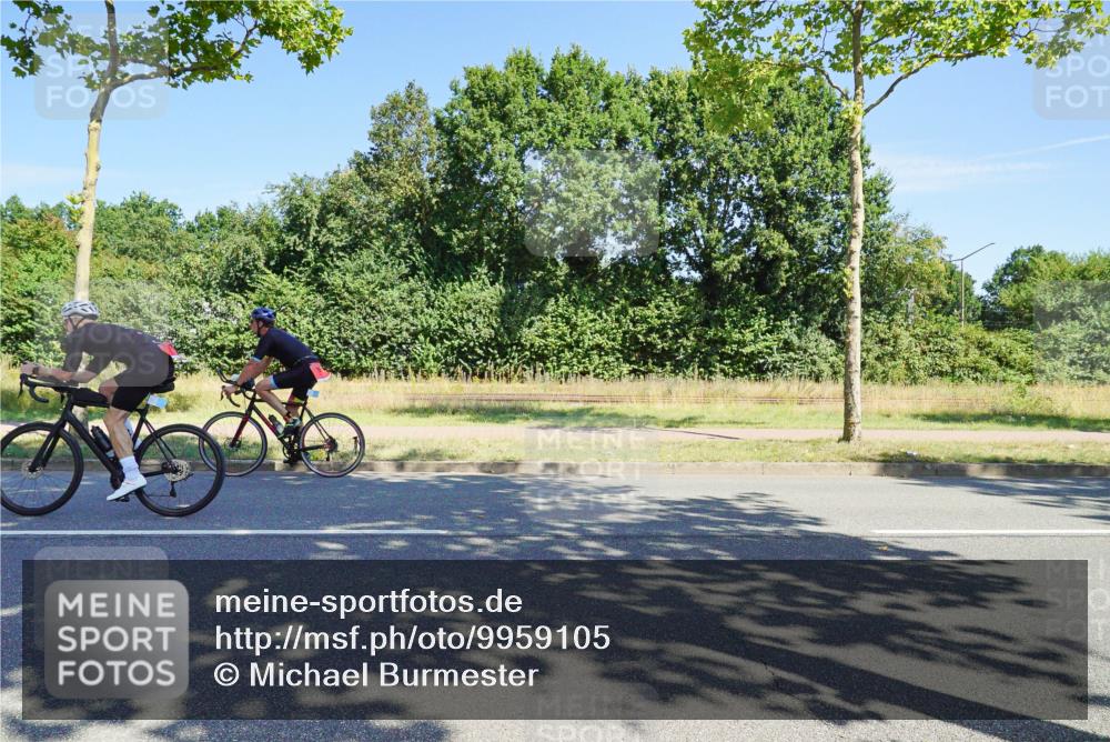09.08.2026 - GEWOBA Citytriathlon Bremen Michael Burmester http://msf.ph/oto/9959105 09.08.2026 12:13:57 Radfahren 684, 771 meine-sportfotos.de