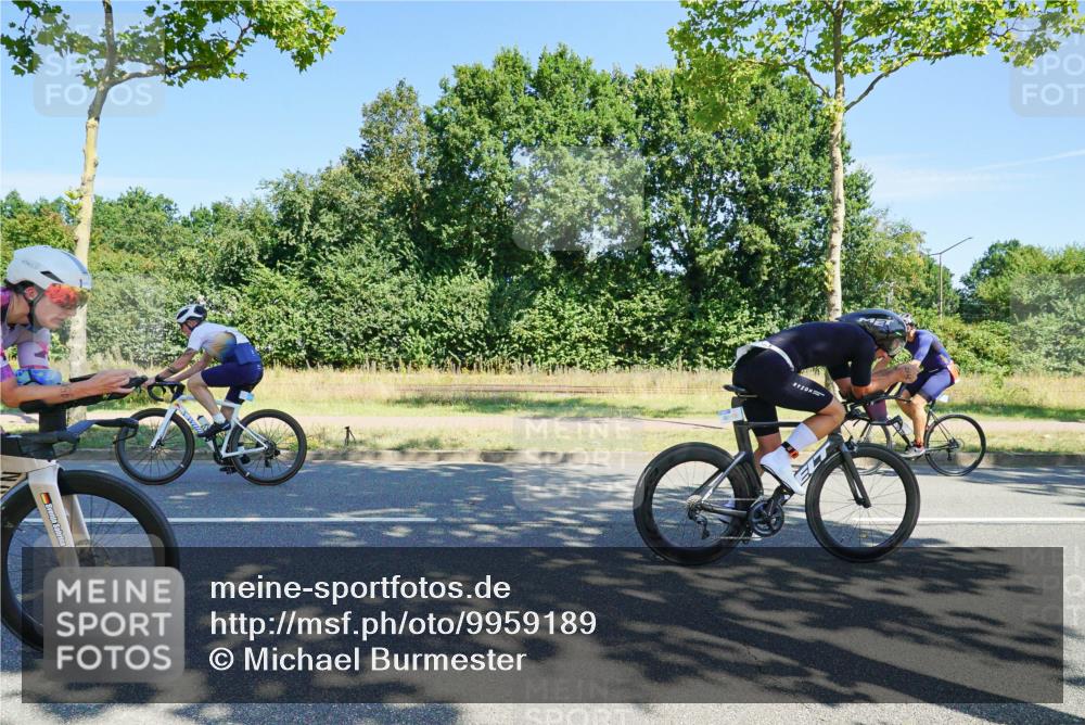 09.08.2026 - GEWOBA Citytriathlon Bremen Michael Burmester http://msf.ph/oto/9959189 09.08.2026 12:16:07 Radfahren 611, 726, 730, 855, 874, 875, 879, 955, 983, 1117 meine-sportfotos.de