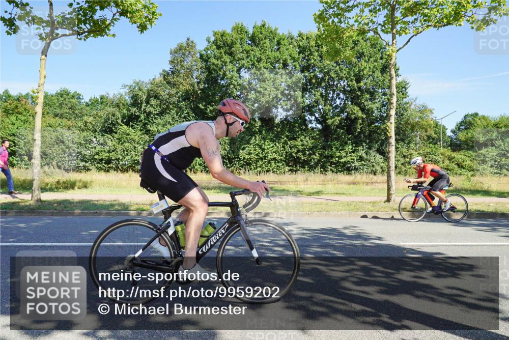 09.08.2026 - GEWOBA Citytriathlon Bremen Michael Burmester http://msf.ph/oto/9959202 09.08.2026 12:16:30 Radfahren 545, 564, 580, 638, 648, 775, 777, 804, 918, 1013, 1138 meine-sportfotos.de