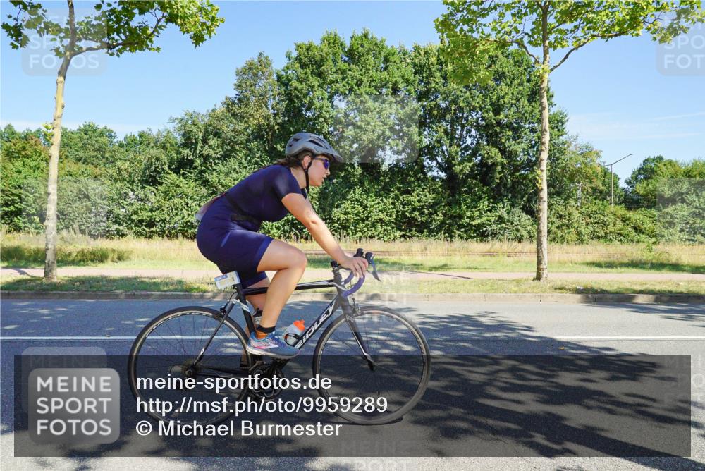 09.08.2026 - GEWOBA Citytriathlon Bremen Michael Burmester http://msf.ph/oto/9959289 09.08.2026 12:19:03 Radfahren 624, 744, 886, 1009, 1120 meine-sportfotos.de