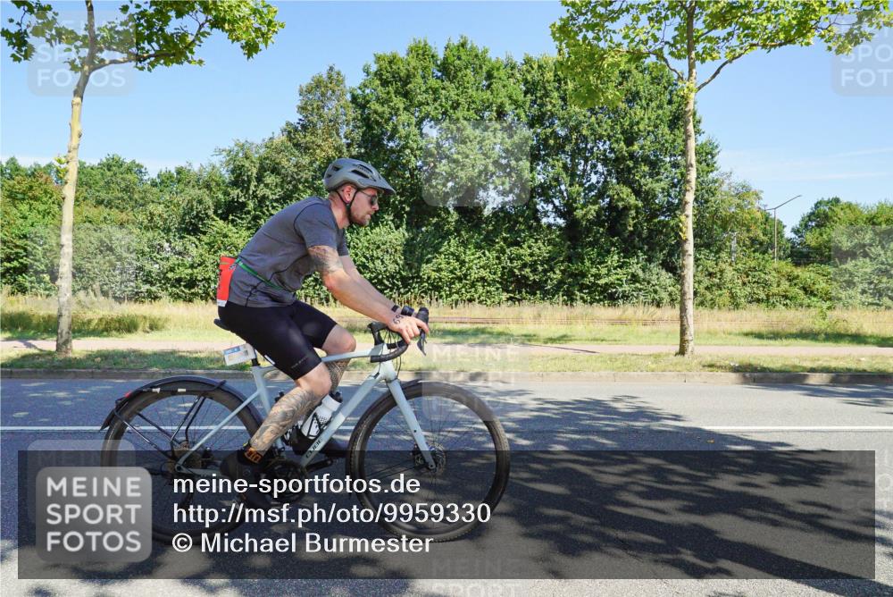 09.08.2026 - GEWOBA Citytriathlon Bremen Michael Burmester http://msf.ph/oto/9959330 09.08.2026 12:20:09 Radfahren 595, 625, 693, 757, 788, 790, 798, 817, 823, 838, 935, 1017, 1113, 1129, 1155 meine-sportfotos.de