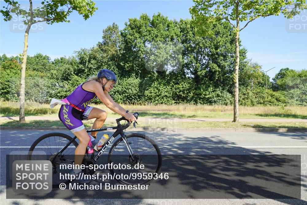 09.08.2026 - GEWOBA Citytriathlon Bremen Michael Burmester http://msf.ph/oto/9959346 09.08.2026 12:20:27 Radfahren 656, 682, 693, 728, 745, 762, 763, 792, 816, 844, 897, 1020, 1155 meine-sportfotos.de