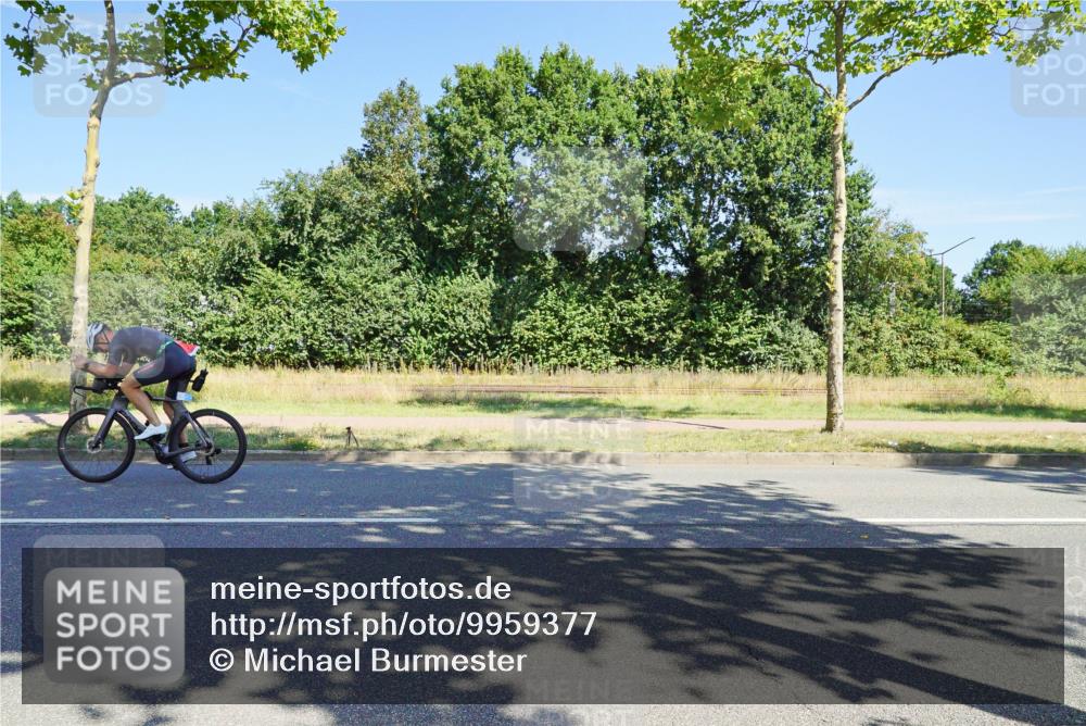 09.08.2026 - GEWOBA Citytriathlon Bremen Michael Burmester http://msf.ph/oto/9959377 09.08.2026 12:21:14 Radfahren 628, 637, 644, 668, 731, 912, 968, 979, 1115, 1132 meine-sportfotos.de