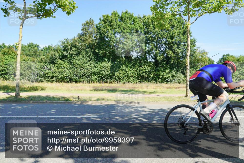 09.08.2026 - GEWOBA Citytriathlon Bremen Michael Burmester http://msf.ph/oto/9959397 09.08.2026 12:21:50 Radfahren 604, 626, 759, 768, 796, 834, 876, 885, 998, 1111, 1156 meine-sportfotos.de