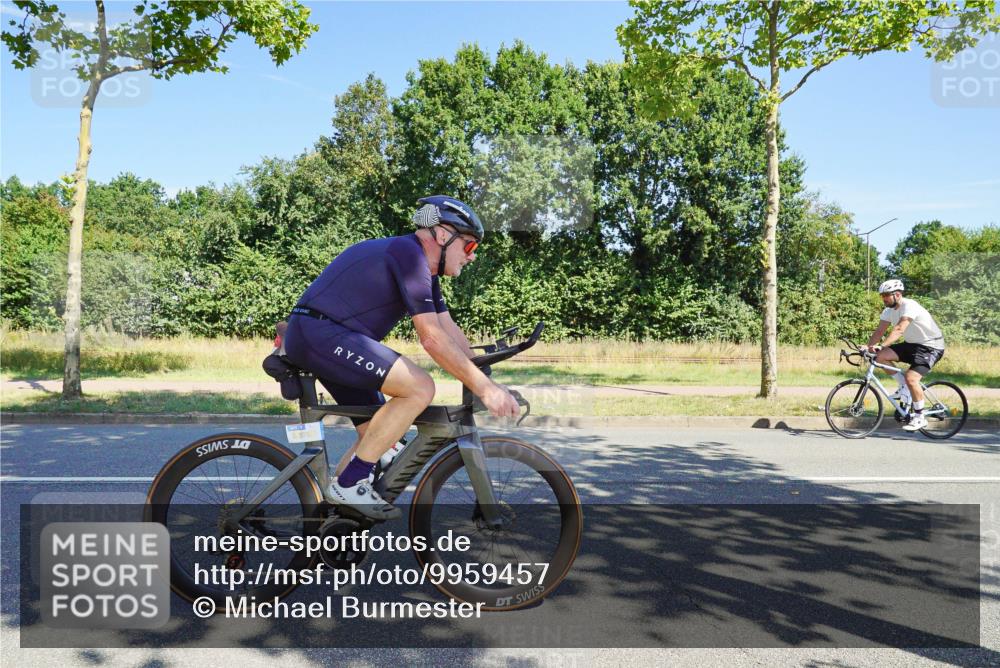 09.08.2026 - GEWOBA Citytriathlon Bremen Michael Burmester http://msf.ph/oto/9959457 09.08.2026 12:23:07 Radfahren 612, 699, 783, 809, 840, 871, 898, 915, 919, 933, 940, 966, 972, 1123, 1136 meine-sportfotos.de