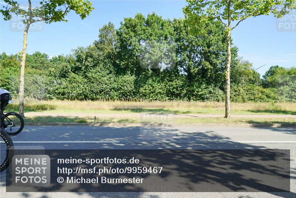 09.08.2026 - GEWOBA Citytriathlon Bremen Michael Burmester http://msf.ph/oto/9959467 09.08.2026 12:23:14 Radfahren 572, 577, 612, 782, 809, 840, 871, 888, 898, 919, 972, 976, 996, 1123, 1136 meine-sportfotos.de