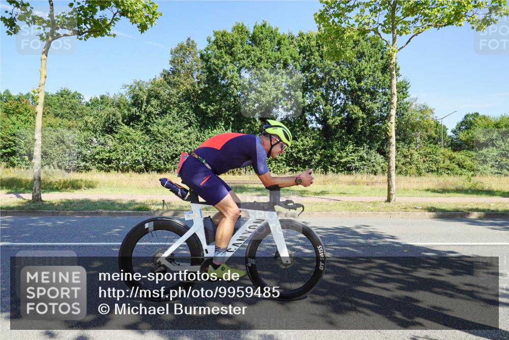09.08.2026 - GEWOBA Citytriathlon Bremen Michael Burmester http://msf.ph/oto/9959485 09.08.2026 12:23:42 Radfahren 651, 701, 705, 890, 1107 meine-sportfotos.de