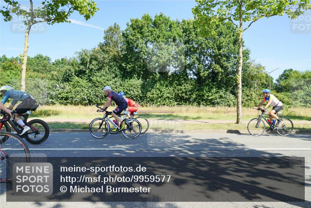 09.08.2026 - GEWOBA Citytriathlon Bremen Michael Burmester http://msf.ph/oto/9959577 09.08.2026 12:25:51 Radfahren 578, 614, 635, 702, 718, 738, 743, 779, 789, 797, 810, 848, 853, 913, 927, 942, 944, 1125 meine-sportfotos.de