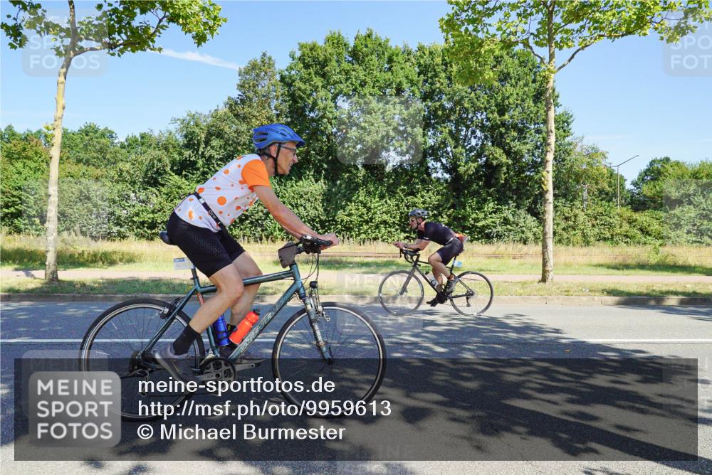 09.08.2026 - GEWOBA Citytriathlon Bremen Michael Burmester http://msf.ph/oto/9959613 09.08.2026 12:26:44 Radfahren 607, 629, 654, 767, 830, 922, 1001, 1014, 1131, 1153 meine-sportfotos.de
