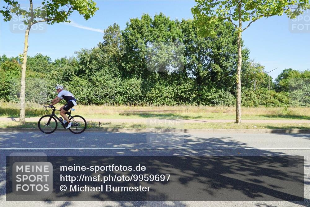 09.08.2026 - GEWOBA Citytriathlon Bremen Michael Burmester http://msf.ph/oto/9959697 09.08.2026 12:28:48 Radfahren 556, 619, 652, 658, 691, 703, 719, 764, 795, 843, 969 meine-sportfotos.de