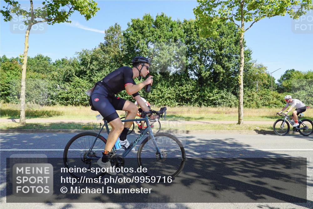 09.08.2026 - GEWOBA Citytriathlon Bremen Michael Burmester http://msf.ph/oto/9959716 09.08.2026 12:29:10 Radfahren 112, 540, 551, 563, 632, 688, 692, 723, 771, 791, 835, 878, 1007, 1141 meine-sportfotos.de