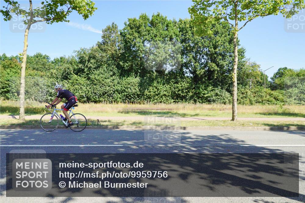 09.08.2026 - GEWOBA Citytriathlon Bremen Michael Burmester http://msf.ph/oto/9959756 09.08.2026 12:30:20 Radfahren 591, 605, 677, 683, 746, 747, 1004 meine-sportfotos.de
