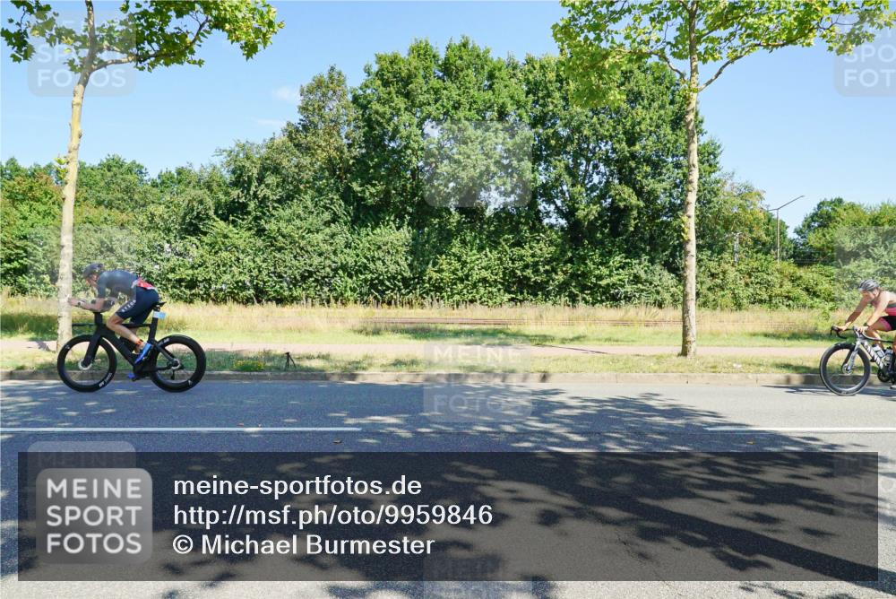 09.08.2026 - GEWOBA Citytriathlon Bremen Michael Burmester http://msf.ph/oto/9959846 09.08.2026 12:32:36 Radfahren 590, 594, 680, 874, 983, 1008 meine-sportfotos.de