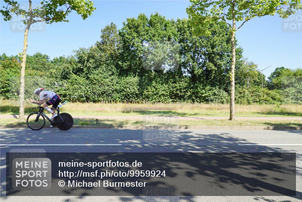 09.08.2026 - GEWOBA Citytriathlon Bremen Michael Burmester http://msf.ph/oto/9959924 09.08.2026 12:34:39 Radfahren 628, 716, 726, 757, 808, 855, 939, 1130 meine-sportfotos.de