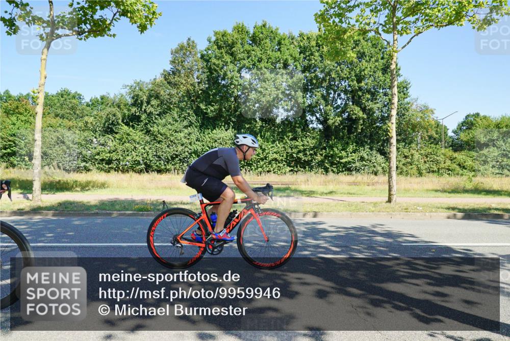 09.08.2026 - GEWOBA Citytriathlon Bremen Michael Burmester http://msf.ph/oto/9959946 09.08.2026 12:35:17 Radfahren 555, 574, 598, 600, 609, 624, 739, 773, 778, 804, 807, 826, 846, 987, 1138 meine-sportfotos.de