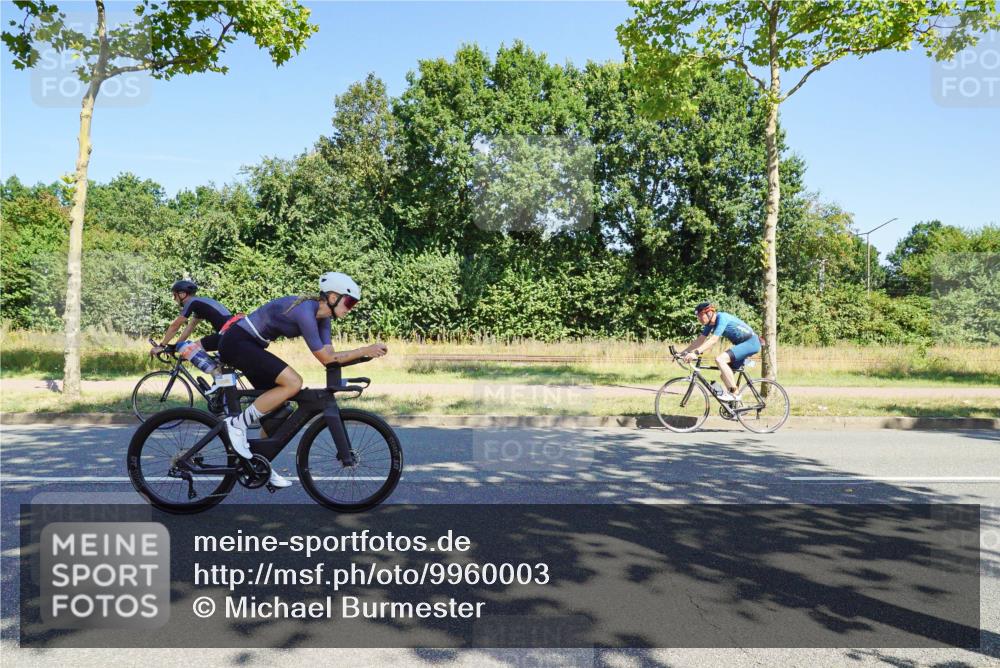 09.08.2026 - GEWOBA Citytriathlon Bremen Michael Burmester http://msf.ph/oto/9960003 09.08.2026 12:36:30 Radfahren 653, 668, 673, 748, 749, 780, 864, 979, 1118, 1129, 1139, 1146 meine-sportfotos.de