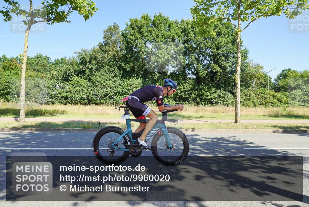 09.08.2026 - GEWOBA Citytriathlon Bremen Michael Burmester http://msf.ph/oto/9960020 09.08.2026 12:37:02 Radfahren 787, 823, 872, 943, 1126, 1147 meine-sportfotos.de