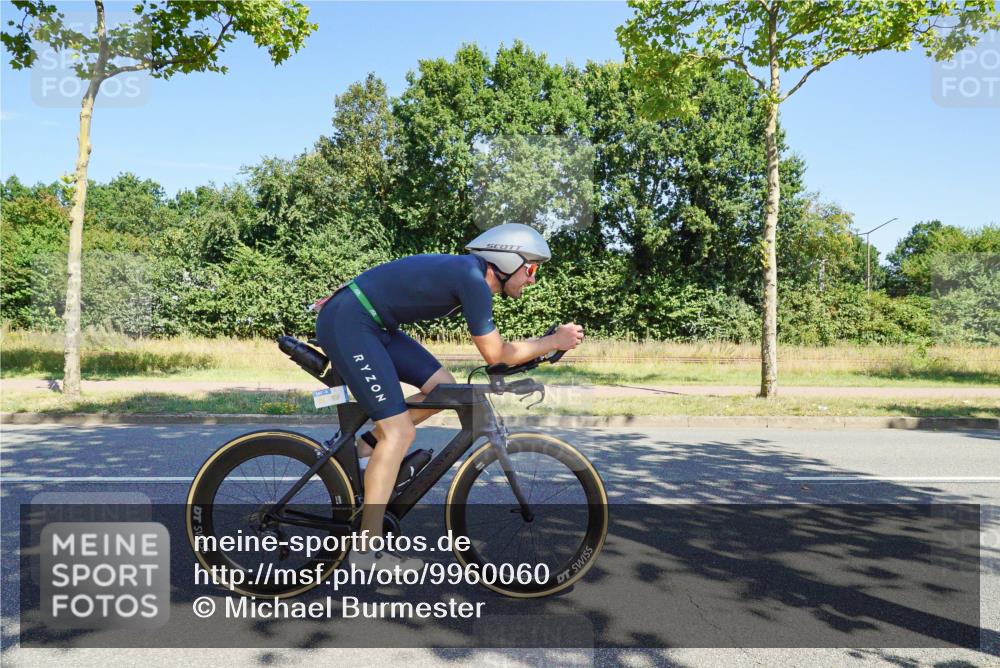 09.08.2026 - GEWOBA Citytriathlon Bremen Michael Burmester http://msf.ph/oto/9960060 09.08.2026 12:37:50 Radfahren 559, 571, 639, 687, 727, 745, 1114 meine-sportfotos.de