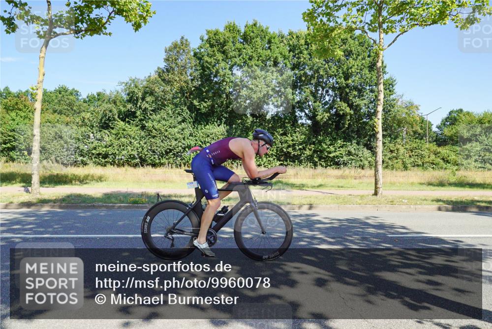 09.08.2026 - GEWOBA Citytriathlon Bremen Michael Burmester http://msf.ph/oto/9960078 09.08.2026 12:38:18 Radfahren 541, 570, 596, 603, 672, 695, 762, 806, 886, 960 meine-sportfotos.de