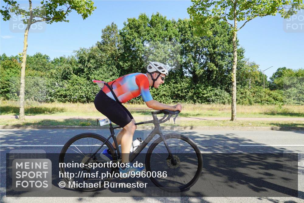 09.08.2026 - GEWOBA Citytriathlon Bremen Michael Burmester http://msf.ph/oto/9960086 09.08.2026 12:38:26 Radfahren 541, 570, 596, 603, 623, 672, 695, 762, 886, 912 meine-sportfotos.de