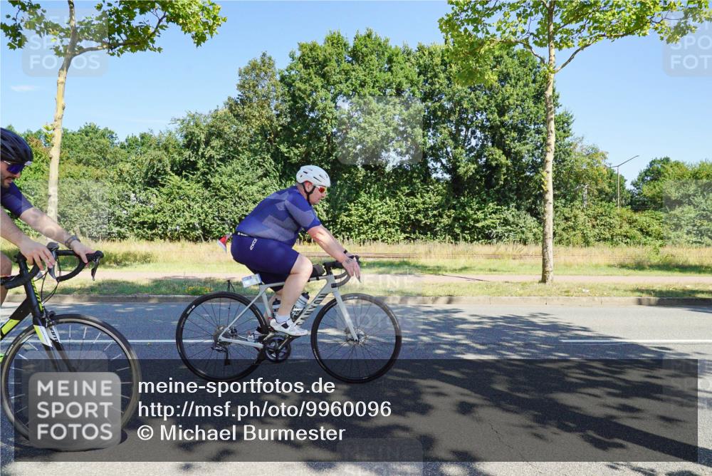 09.08.2026 - GEWOBA Citytriathlon Bremen Michael Burmester http://msf.ph/oto/9960096 09.08.2026 12:38:41 Radfahren 572, 577, 625, 637, 667, 798, 838, 844, 912, 1003, 1111, 1156 meine-sportfotos.de