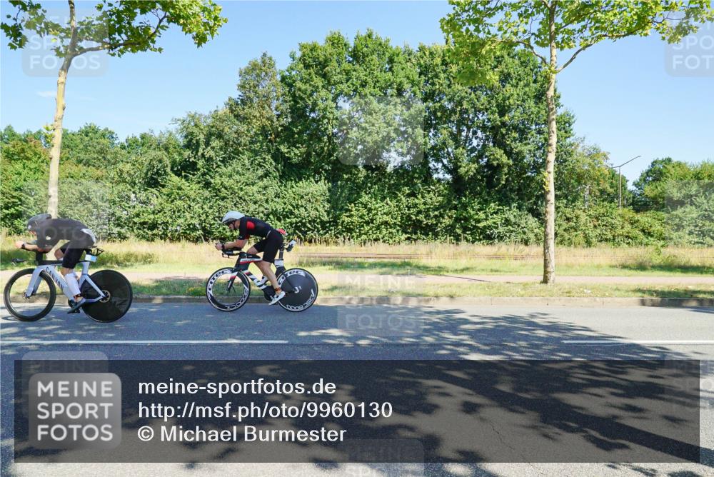 09.08.2026 - GEWOBA Citytriathlon Bremen Michael Burmester http://msf.ph/oto/9960130 09.08.2026 12:39:34 Radfahren 612, 656, 705, 783, 834, 871, 896 meine-sportfotos.de