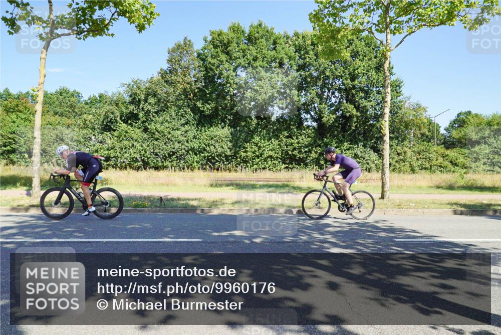 09.08.2026 - GEWOBA Citytriathlon Bremen Michael Burmester http://msf.ph/oto/9960176 09.08.2026 12:40:38 Radfahren 651, 671, 701, 707, 805, 809, 810, 888, 919, 954, 1136 meine-sportfotos.de