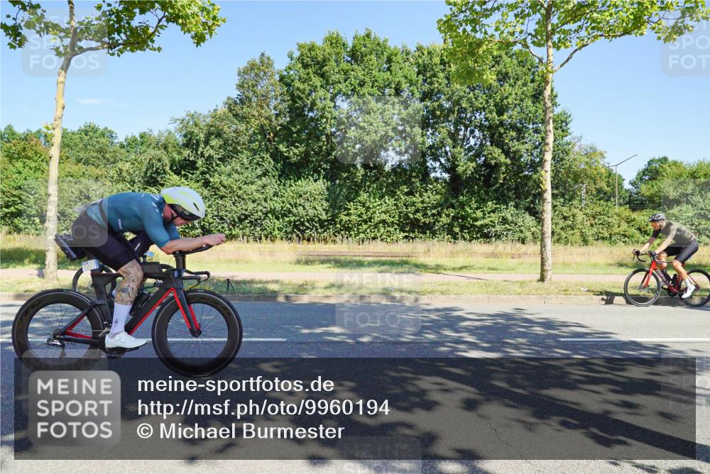 09.08.2026 - GEWOBA Citytriathlon Bremen Michael Burmester http://msf.ph/oto/9960194 09.08.2026 12:41:01 Radfahren 586, 601, 620, 644, 774, 800, 848, 889, 956, 1131 meine-sportfotos.de