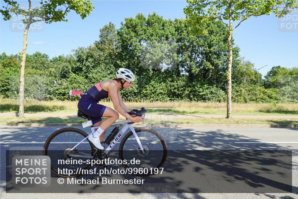 09.08.2026 - GEWOBA Citytriathlon Bremen Michael Burmester http://msf.ph/oto/9960197 09.08.2026 12:41:04 Radfahren 586, 601, 774, 800, 848, 889, 956, 1131 meine-sportfotos.de