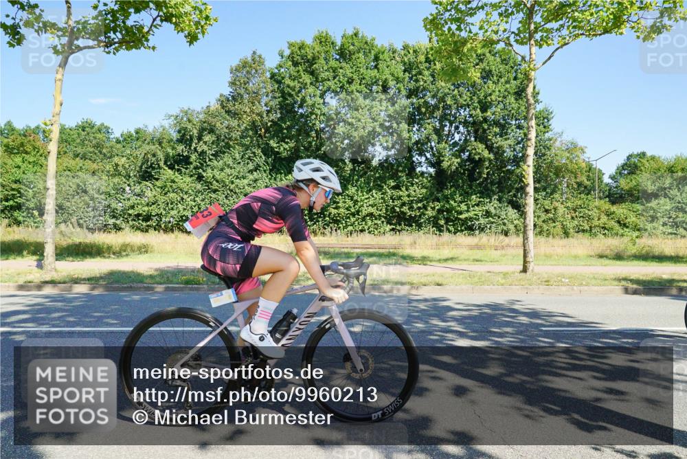 09.08.2026 - GEWOBA Citytriathlon Bremen Michael Burmester http://msf.ph/oto/9960213 09.08.2026 12:41:34 Radfahren 548, 602, 702, 711, 740, 766, 767, 873, 915, 933, 940, 982, 1020, 1121, 1159 meine-sportfotos.de