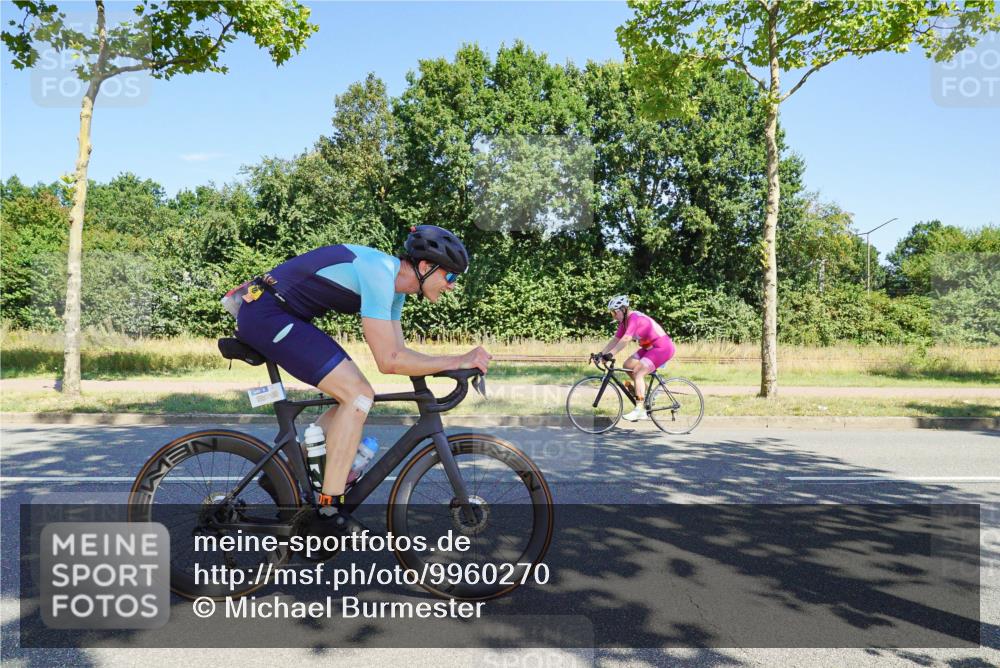 09.08.2026 - GEWOBA Citytriathlon Bremen Michael Burmester http://msf.ph/oto/9960270 09.08.2026 12:43:05 Radfahren 543, 588, 649, 785, 859, 1010 meine-sportfotos.de