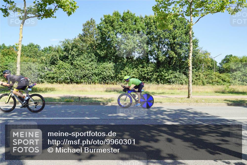 09.08.2026 - GEWOBA Citytriathlon Bremen Michael Burmester http://msf.ph/oto/9960301 09.08.2026 12:43:49 Radfahren 633, 1125 meine-sportfotos.de